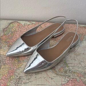 Aldo Silver Flats Sleek Pointed-Toe Loafers